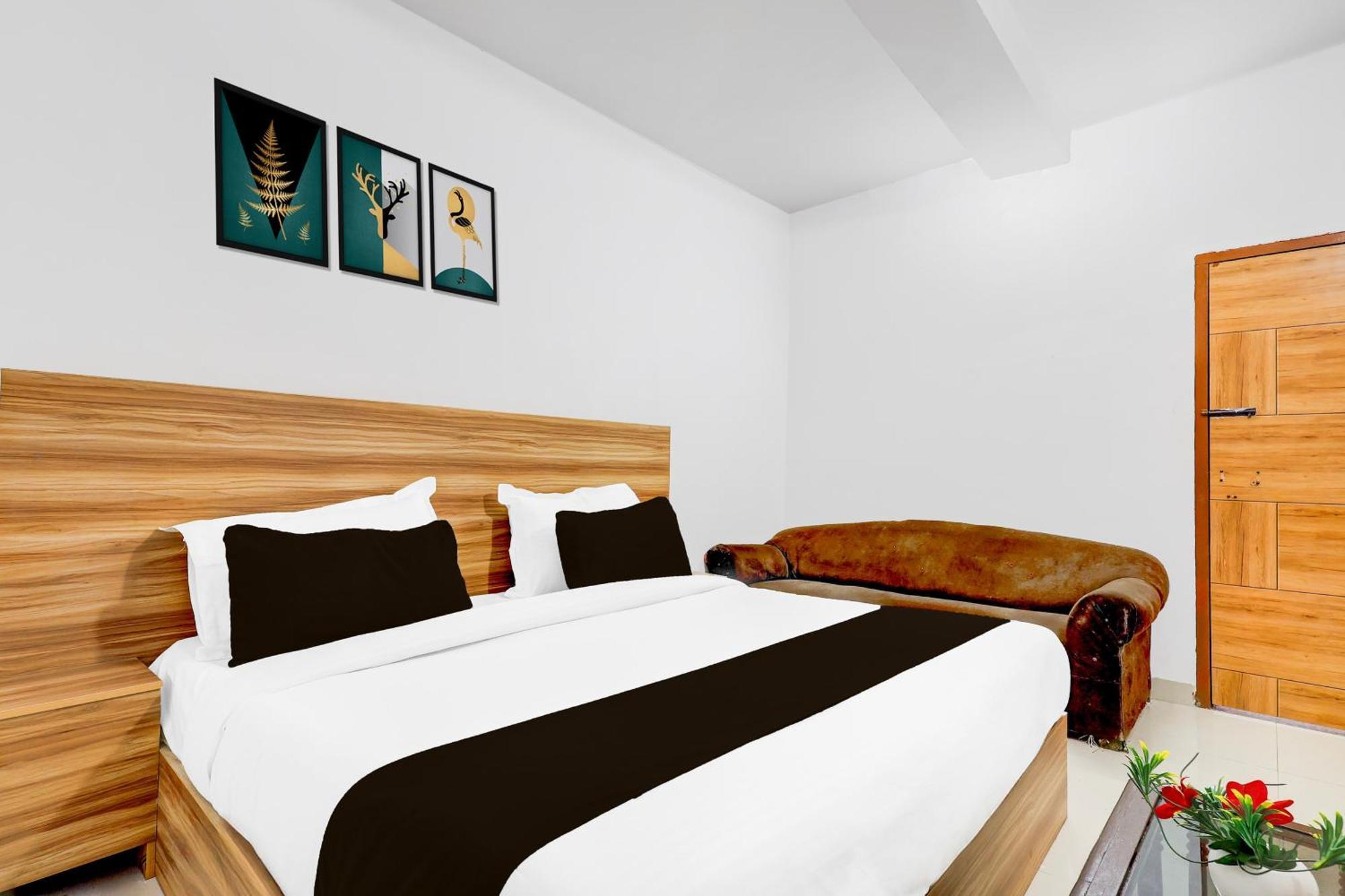 Hotel O Ocean Plaza Нью-Делі Екстер'єр фото